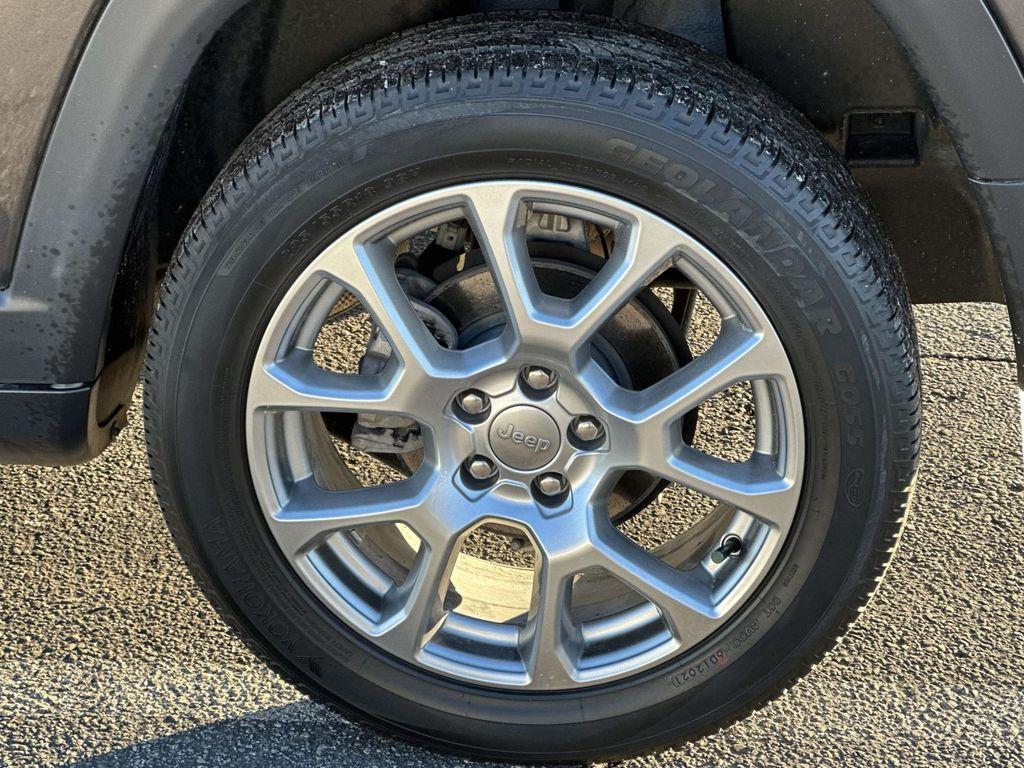 used 2022 Jeep Compass car, priced at $17,996