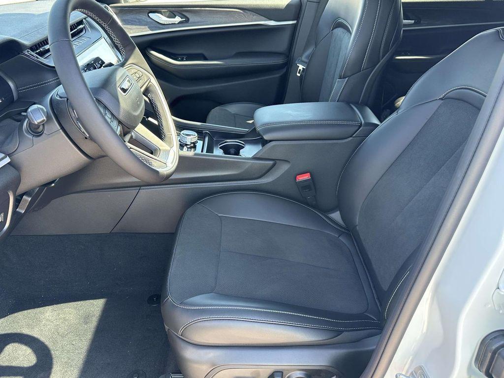 new 2026 Jeep Grand Cherokee L car, priced at $49,935