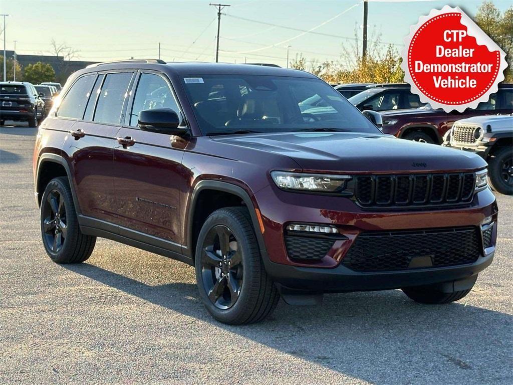 new 2025 Jeep Grand Cherokee car, priced at $49,320