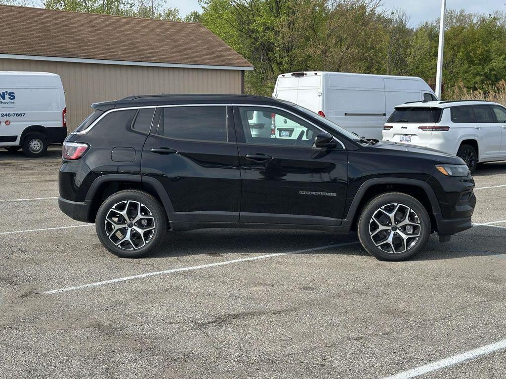 new 2026 Jeep Compass car, priced at $35,934