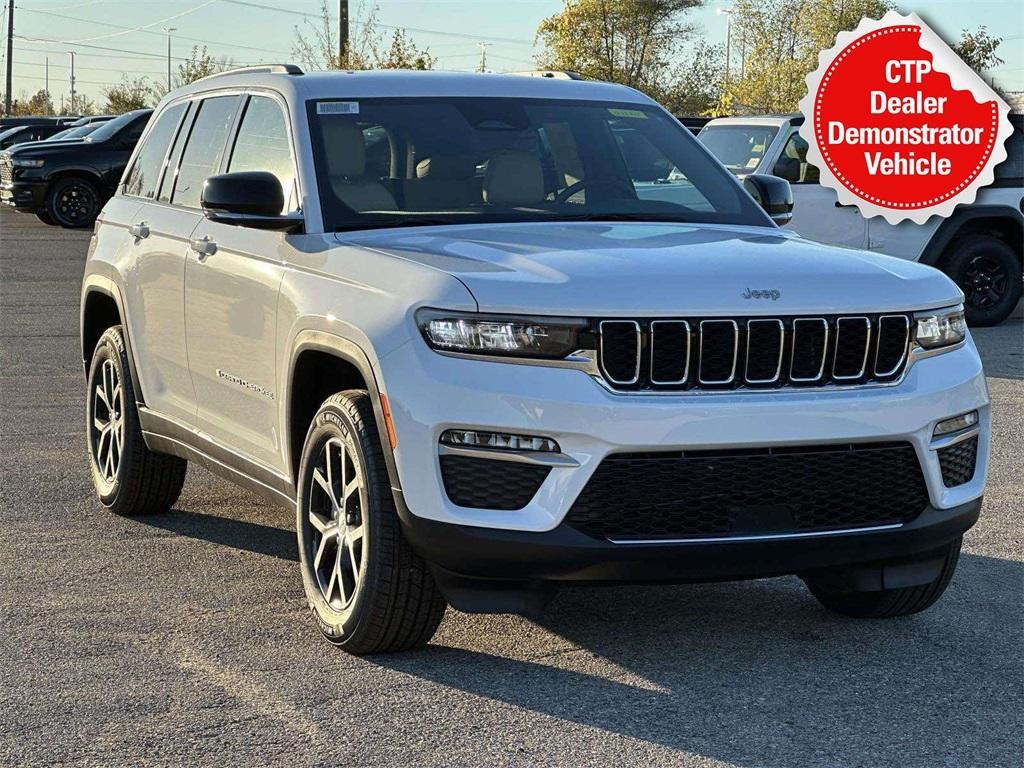 new 2025 Jeep Grand Cherokee car, priced at $46,331