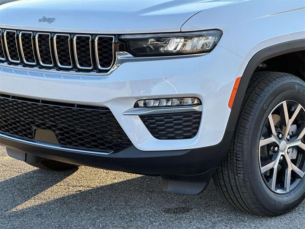 new 2025 Jeep Grand Cherokee car, priced at $46,331