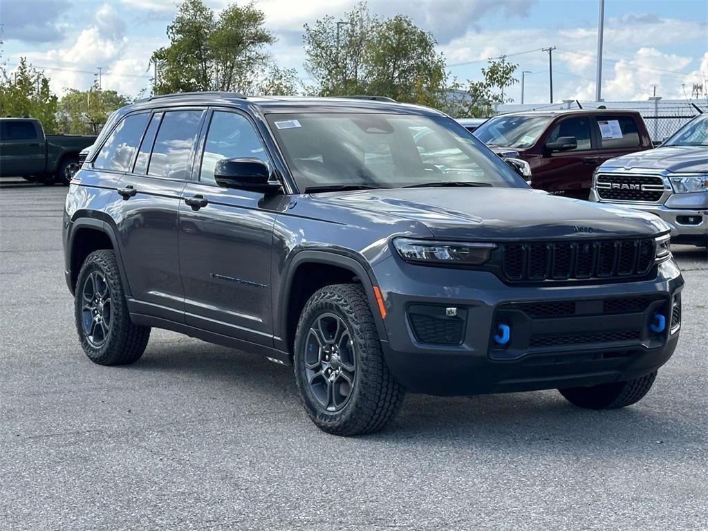 new 2025 Jeep Grand Cherokee 4xe car, priced at $74,409