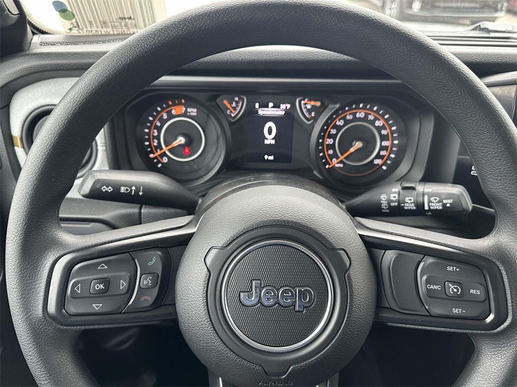 new 2026 Jeep Wrangler car, priced at $46,662