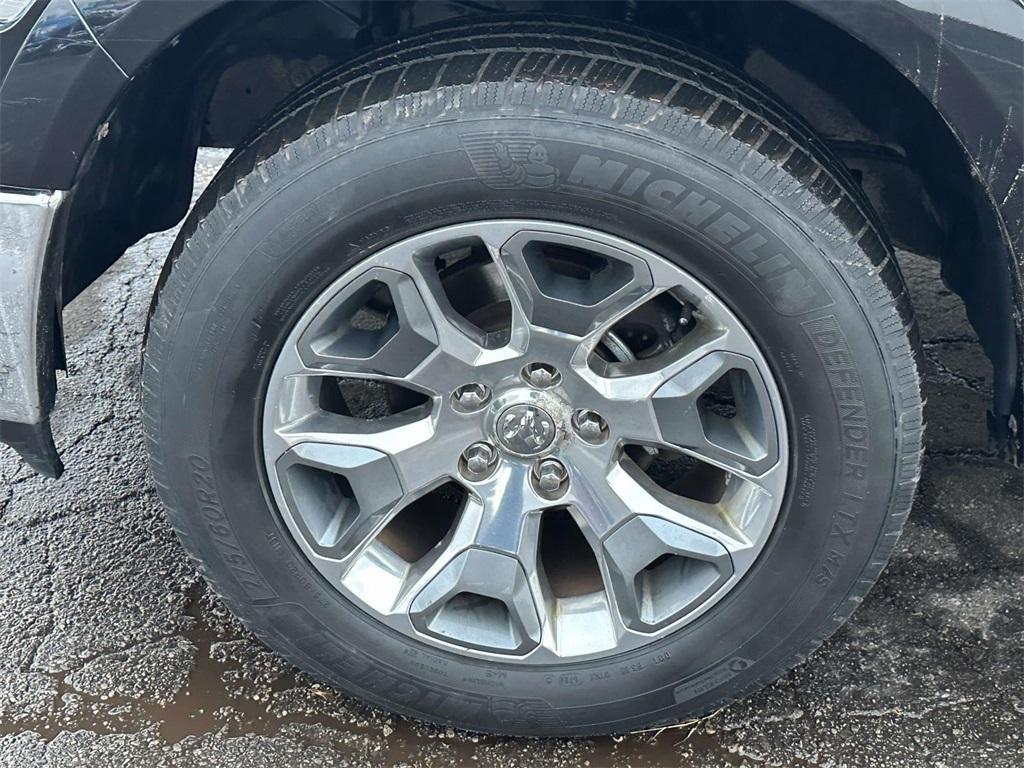 used 2017 Ram 1500 car, priced at $14,995