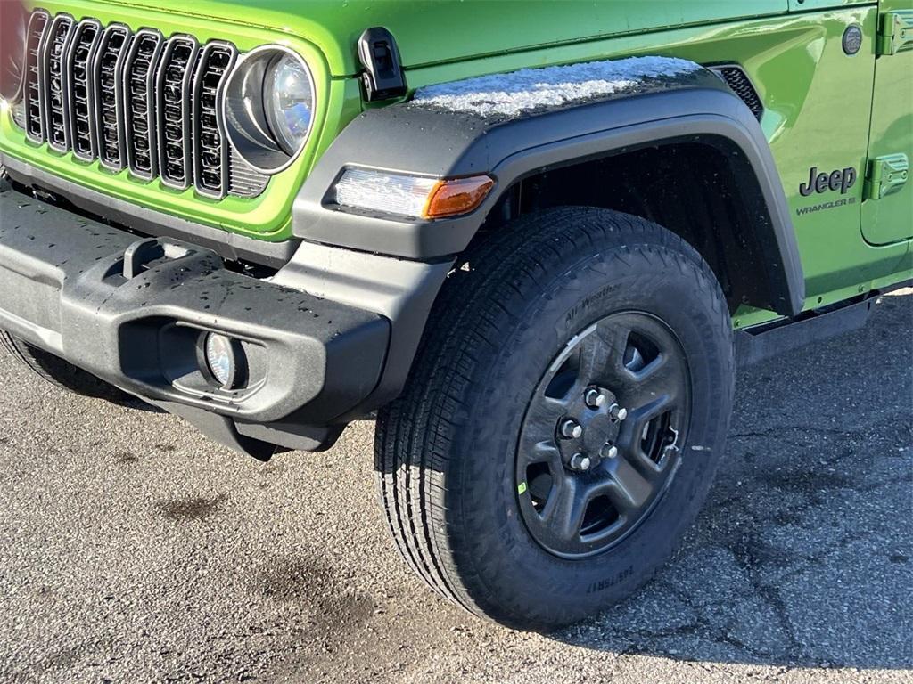 new 2026 Jeep Wrangler car, priced at $46,662