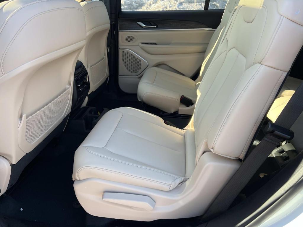 new 2026 Jeep Grand Cherokee L car, priced at $50,822