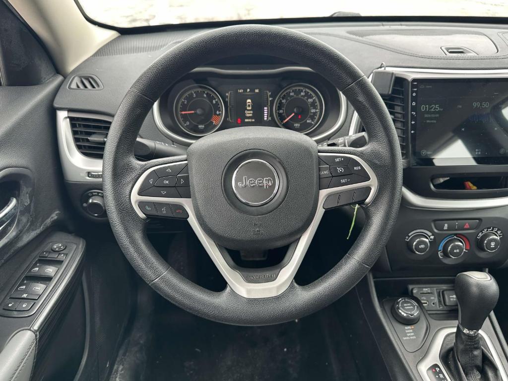 used 2014 Jeep Cherokee car, priced at $8,995