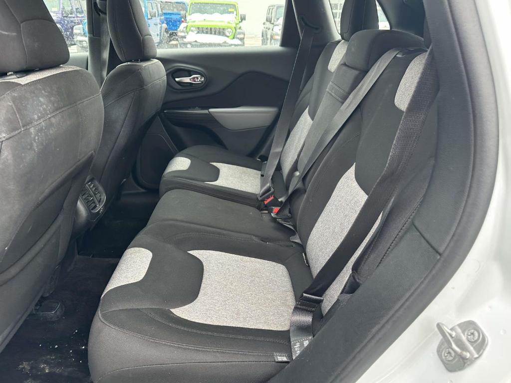 used 2014 Jeep Cherokee car, priced at $8,995