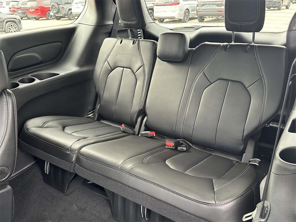 new 2026 Chrysler Pacifica car, priced at $45,359