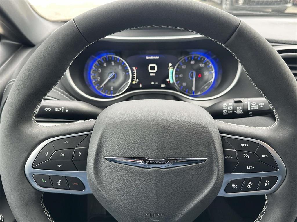 new 2026 Chrysler Pacifica car, priced at $45,359