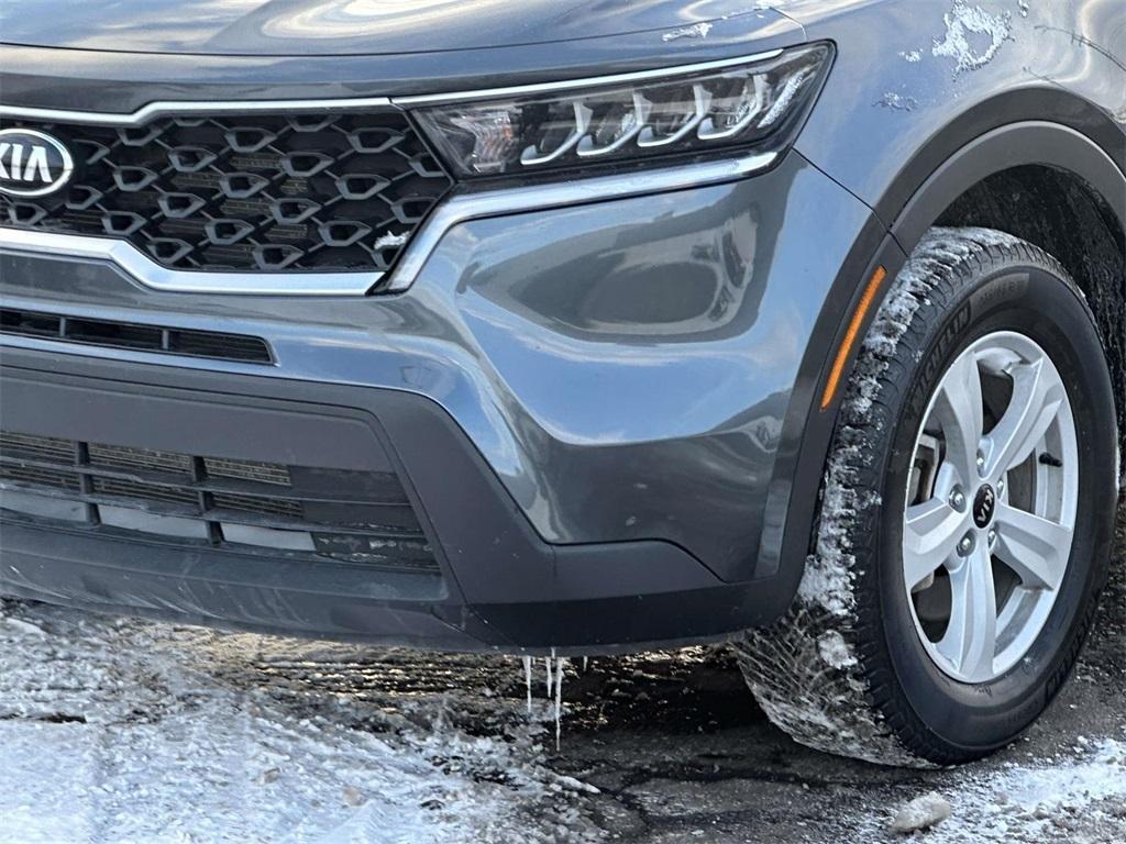 used 2021 Kia Sorento car, priced at $10,995