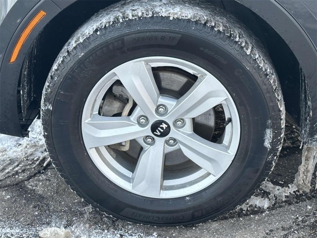 used 2021 Kia Sorento car, priced at $10,995