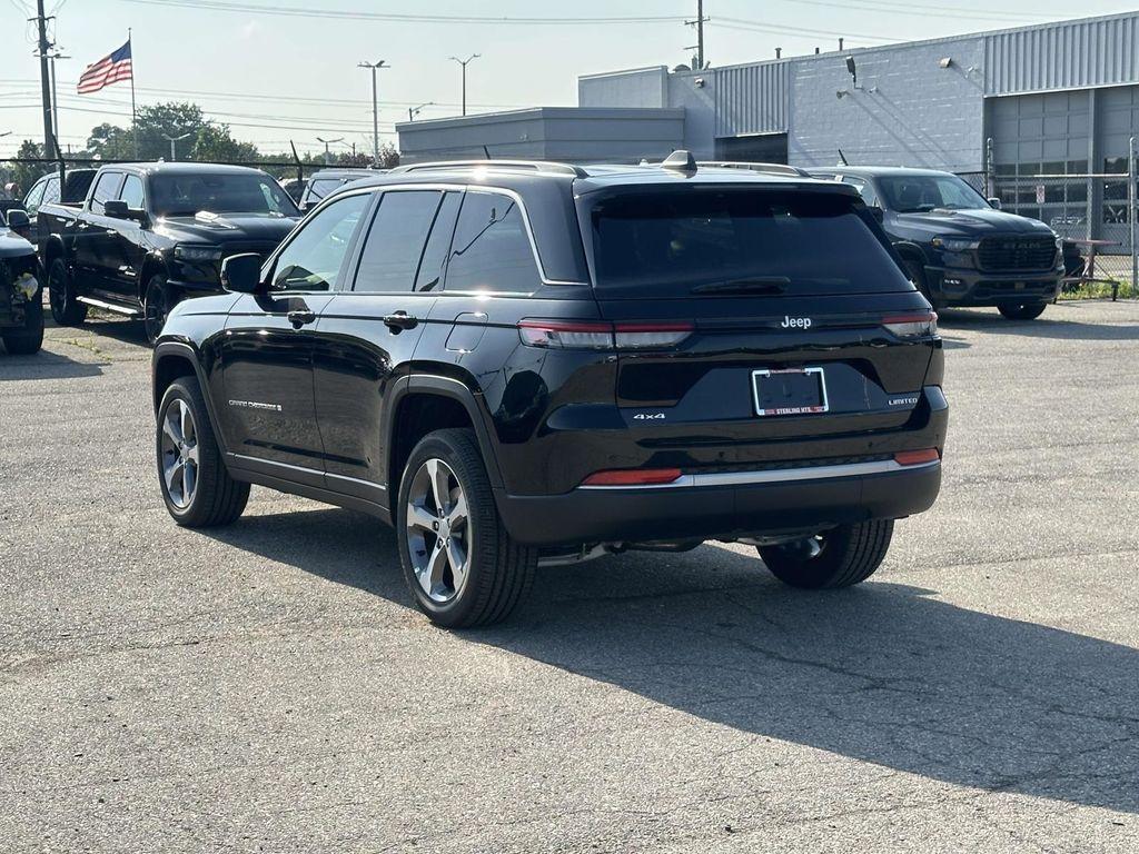 new 2026 Jeep Grand Cherokee car, priced at $49,916