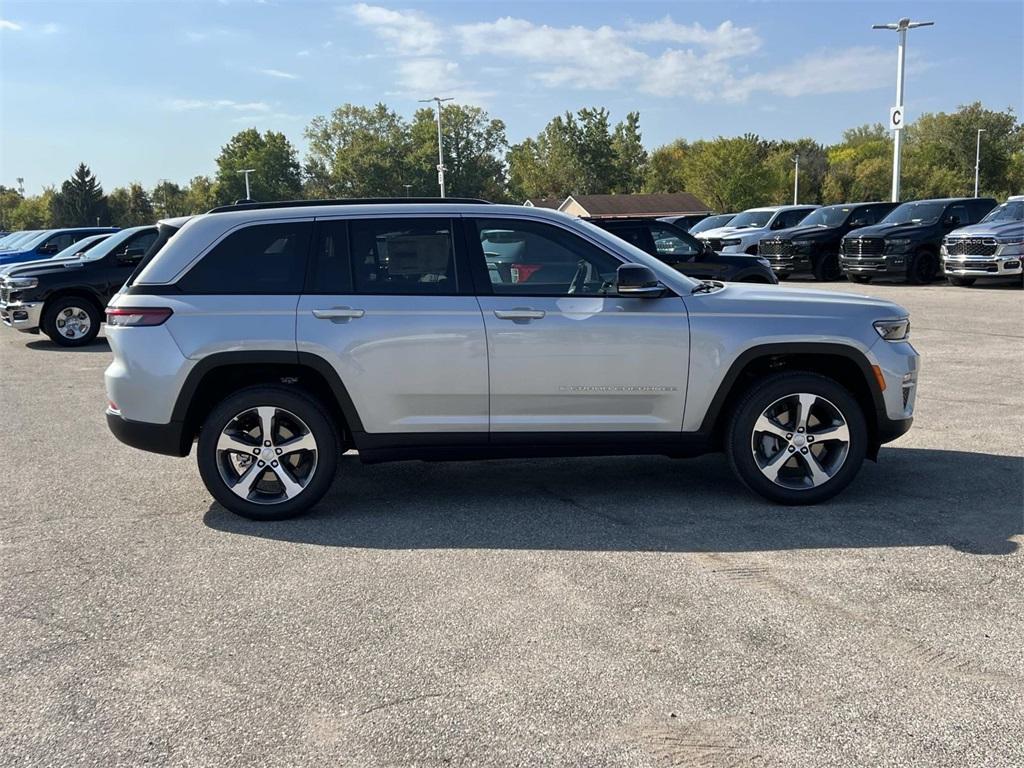 new 2025 Jeep Grand Cherokee car, priced at $53,091