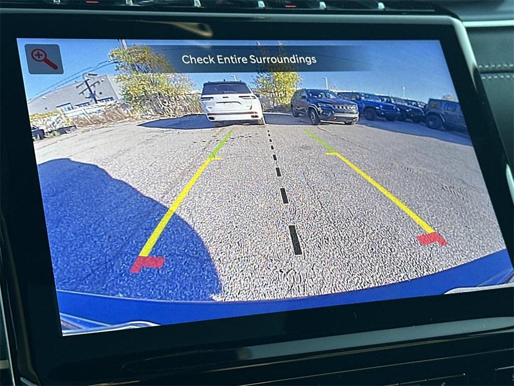 new 2025 Jeep Grand Cherokee car, priced at $51,493