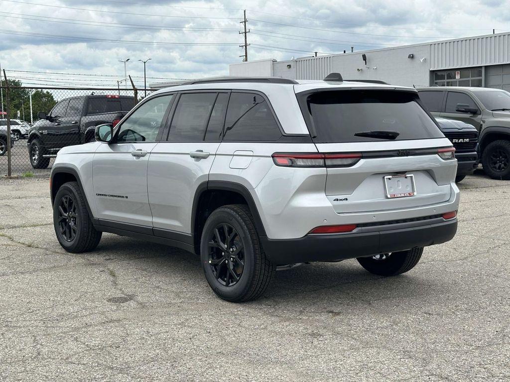 new 2026 Jeep Grand Cherokee L car, priced at $47,370