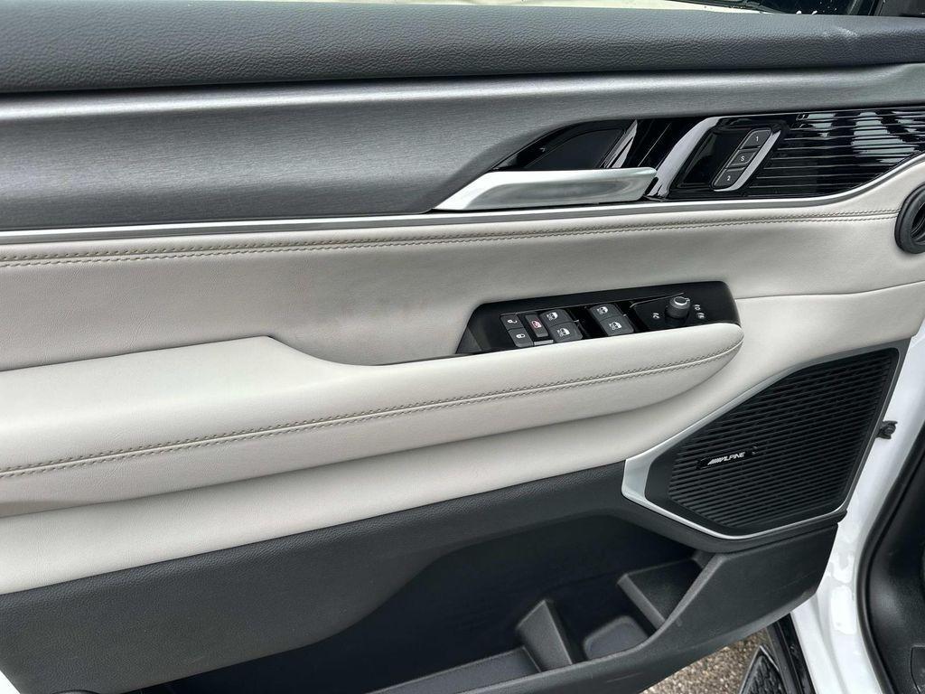 new 2026 Jeep Grand Wagoneer car, priced at $69,933