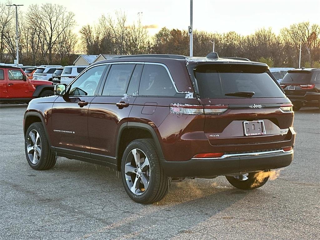 new 2025 Jeep Grand Cherokee car, priced at $51,493