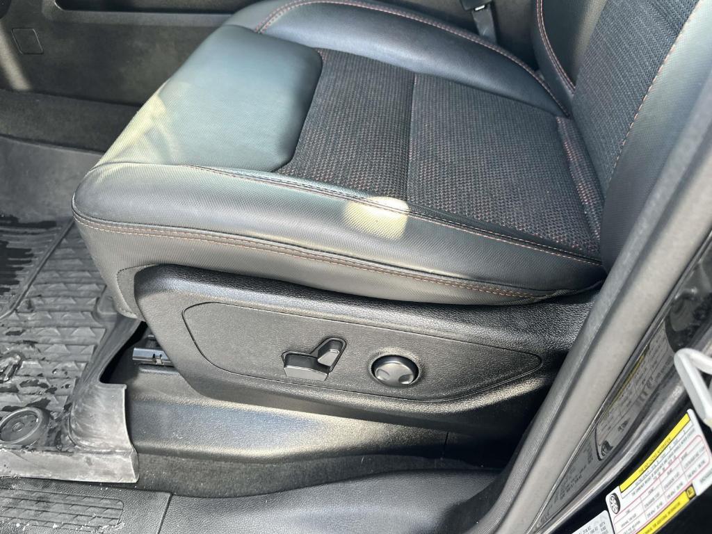 used 2022 Ram 1500 car, priced at $35,995