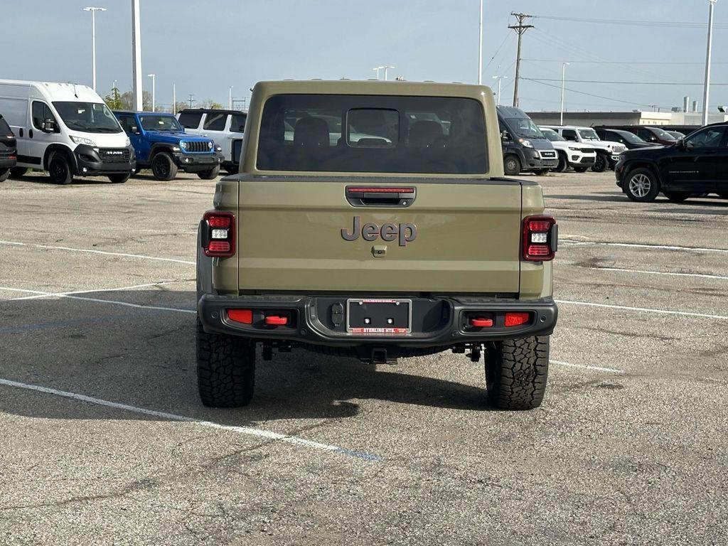 new 2026 Jeep Gladiator car, priced at $61,420