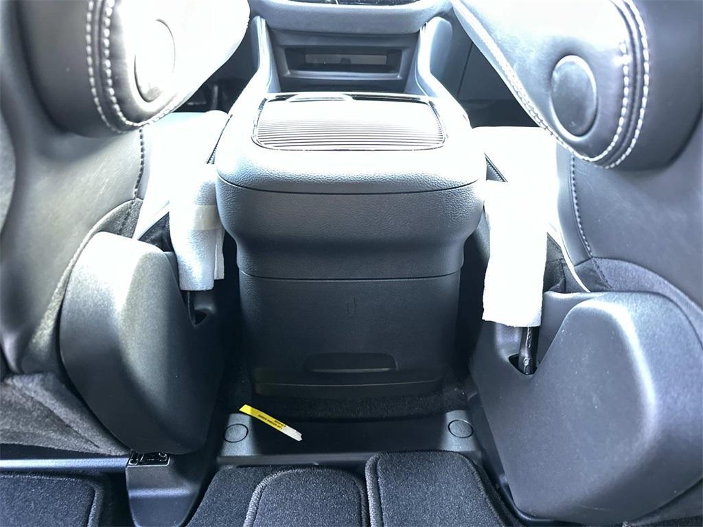 new 2026 Chrysler Pacifica car, priced at $55,611