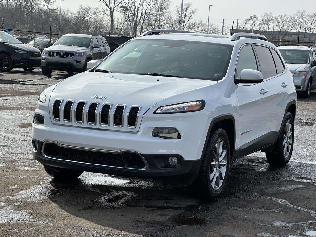 used 2018 Jeep Cherokee car, priced at $16,995