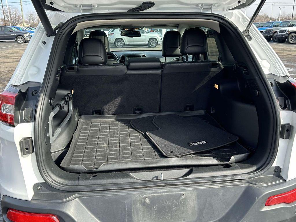 used 2018 Jeep Cherokee car, priced at $16,995