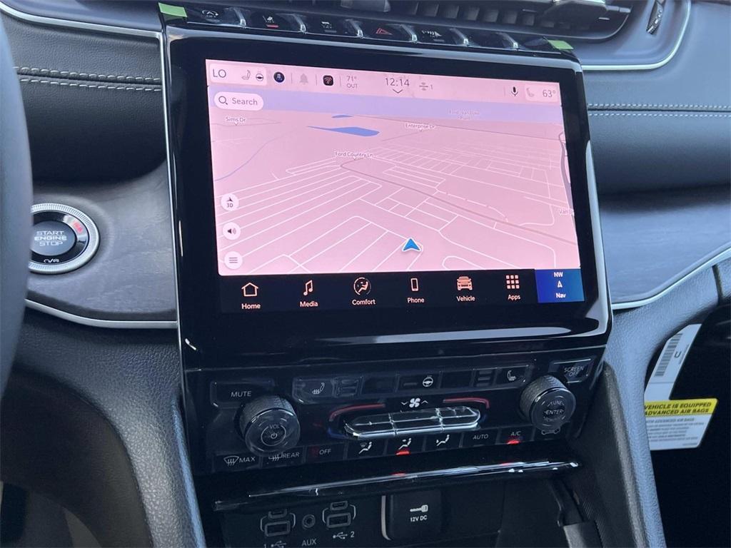 new 2025 Jeep Grand Cherokee car, priced at $48,784