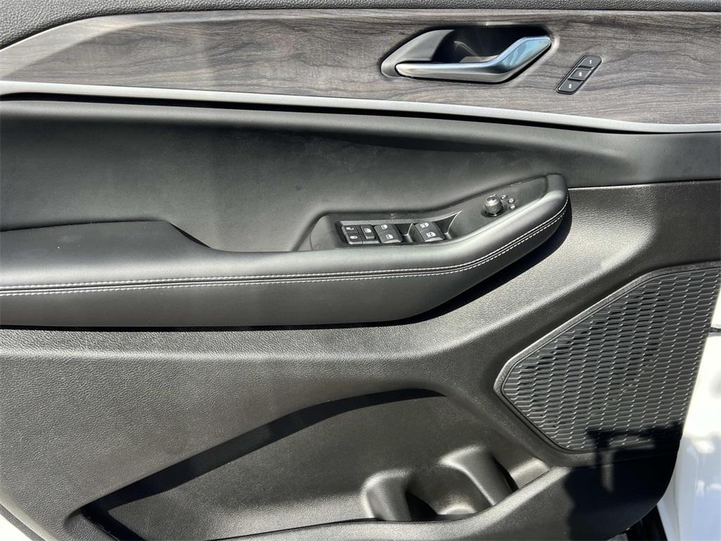 new 2025 Jeep Grand Cherokee car, priced at $48,784