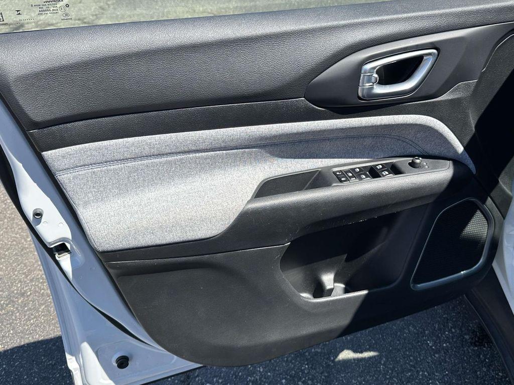 used 2023 Jeep Compass car, priced at $22,995