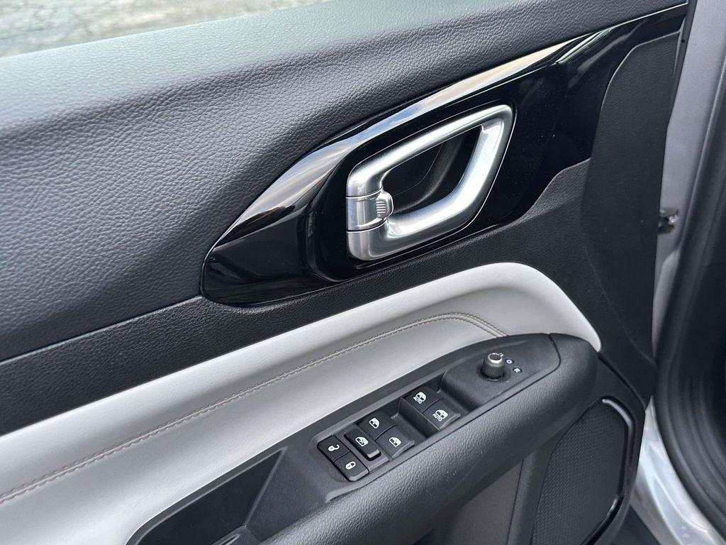 used 2022 Jeep Compass car, priced at $22,795