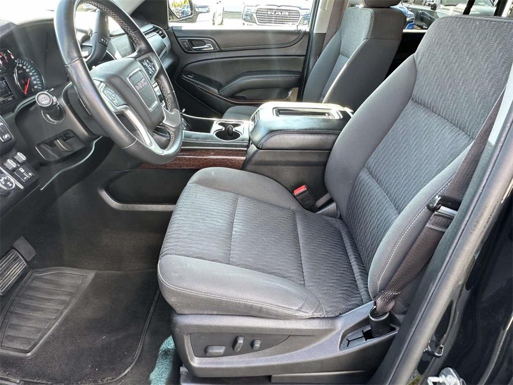 used 2017 GMC Yukon car, priced at $15,995