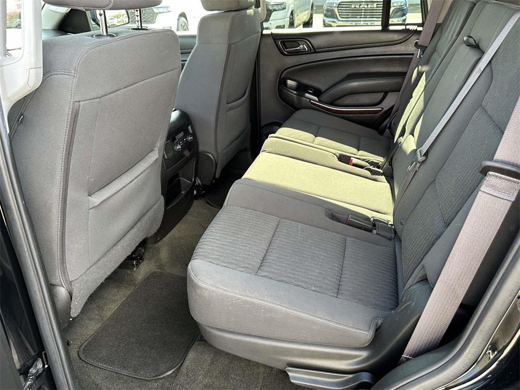 used 2017 GMC Yukon car, priced at $15,995