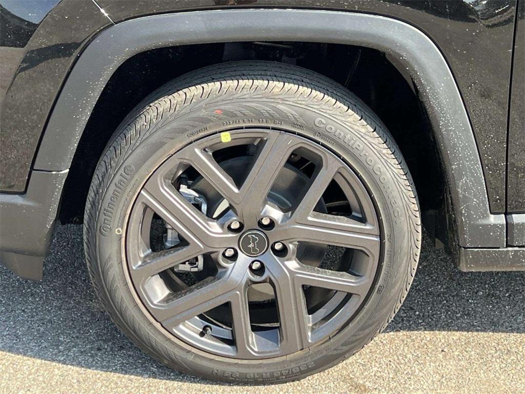 new 2026 Jeep Compass car, priced at $36,965