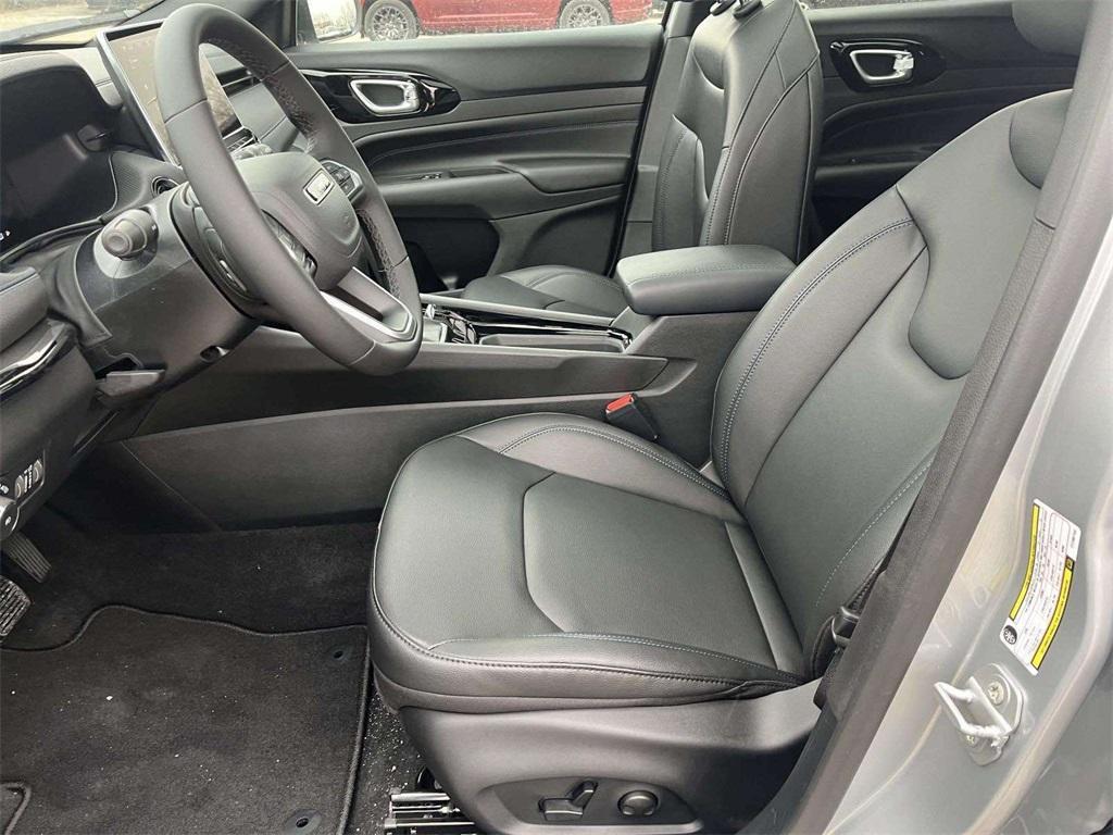 new 2026 Jeep Compass car, priced at $39,221