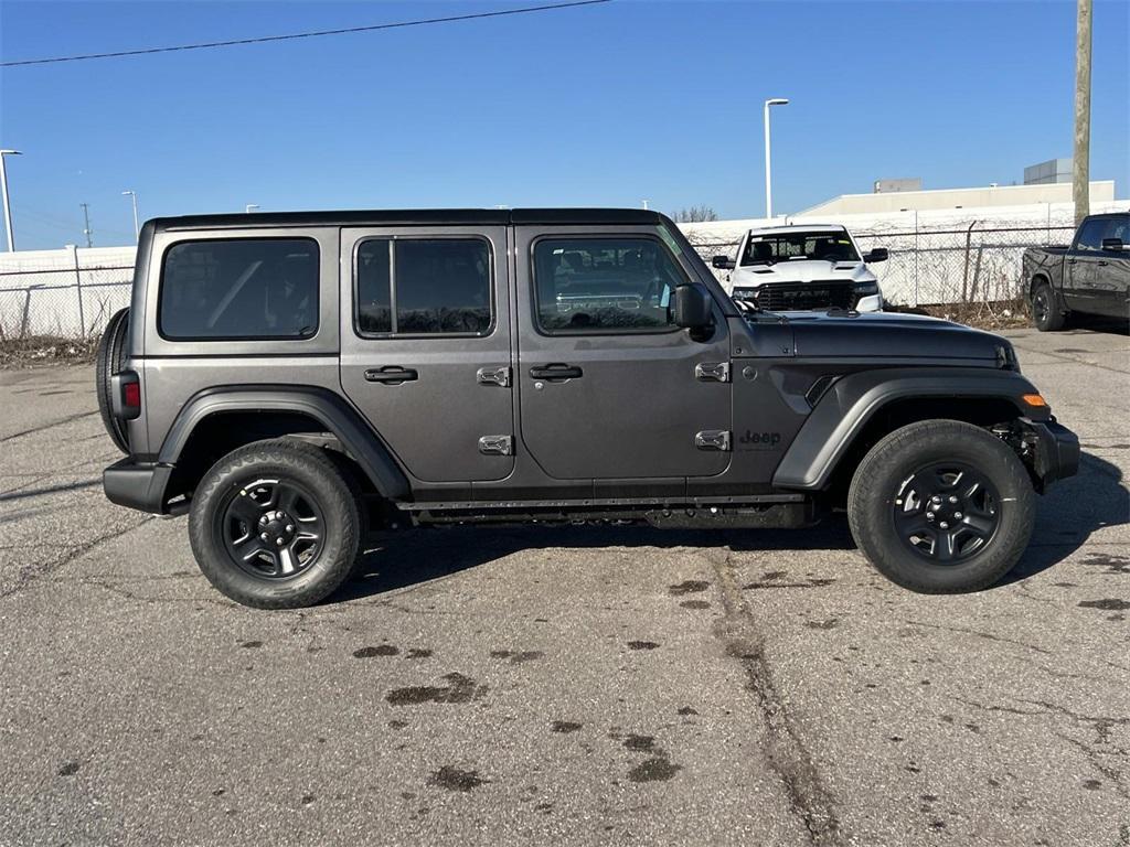 new 2026 Jeep Wrangler car, priced at $46,662