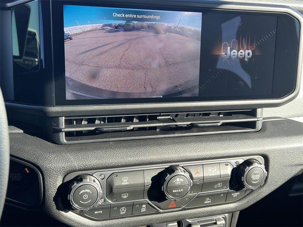 new 2026 Jeep Wrangler car, priced at $46,662