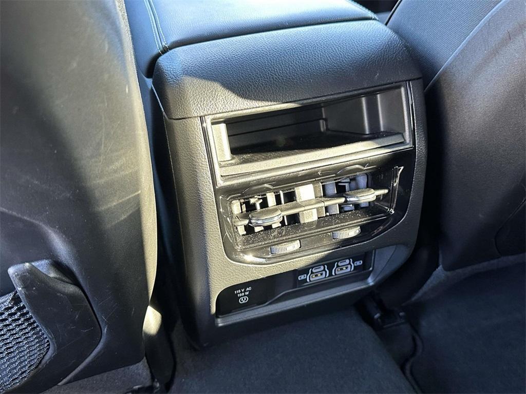 used 2024 Jeep Grand Cherokee car, priced at $35,895