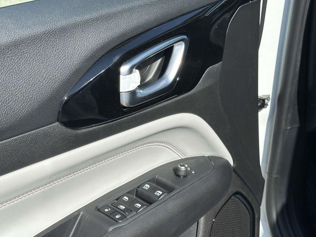 new 2026 Jeep Compass car, priced at $35,593