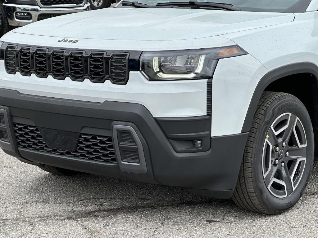 new 2026 Jeep Cherokee car, priced at $42,122