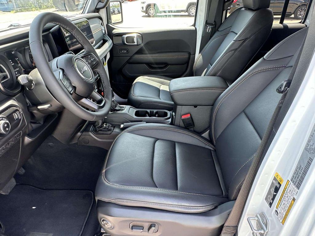 new 2026 Jeep Gladiator car, priced at $51,296