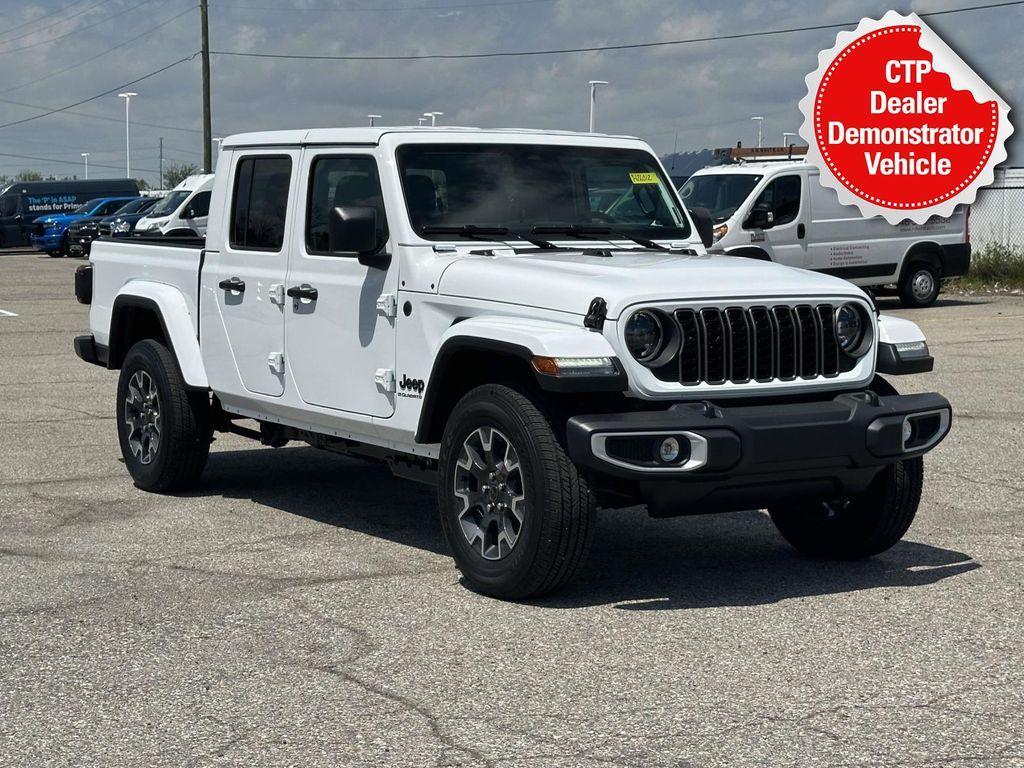 new 2026 Jeep Gladiator car, priced at $51,296