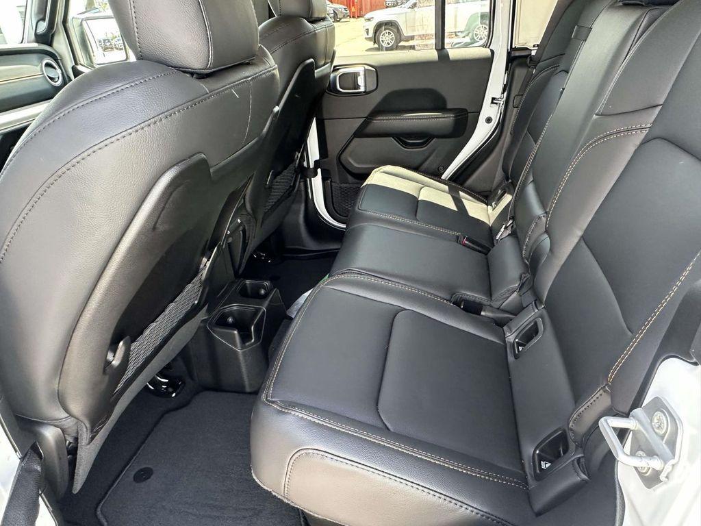 new 2026 Jeep Gladiator car, priced at $51,296