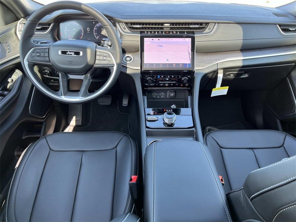 new 2025 Jeep Grand Cherokee car, priced at $56,084