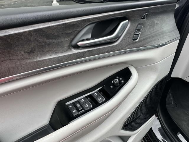 used 2022 Jeep Grand Cherokee car, priced at $29,895