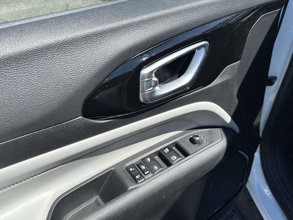 used 2023 Jeep Compass car, priced at $24,895