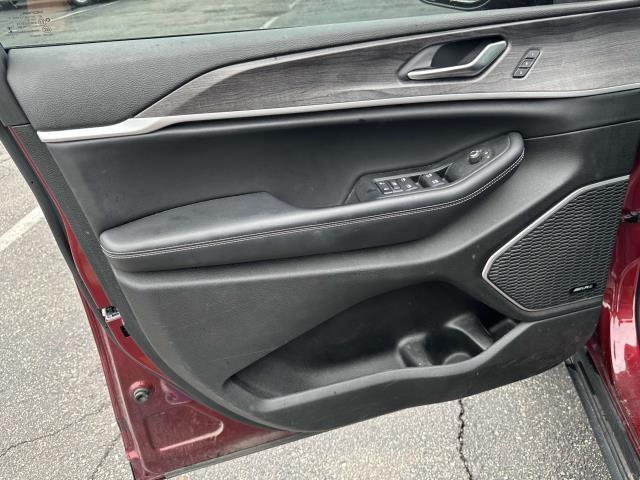 used 2021 Jeep Grand Cherokee L car, priced at $27,995