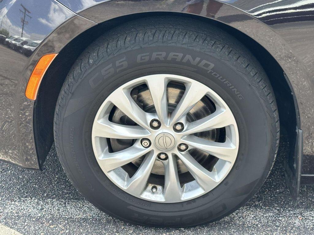 used 2018 Chrysler Pacifica car, priced at $16,495