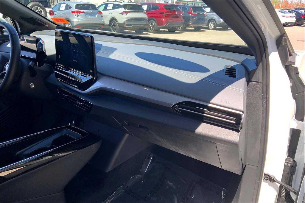 used 2024 Volkswagen ID.4 car, priced at $21,550